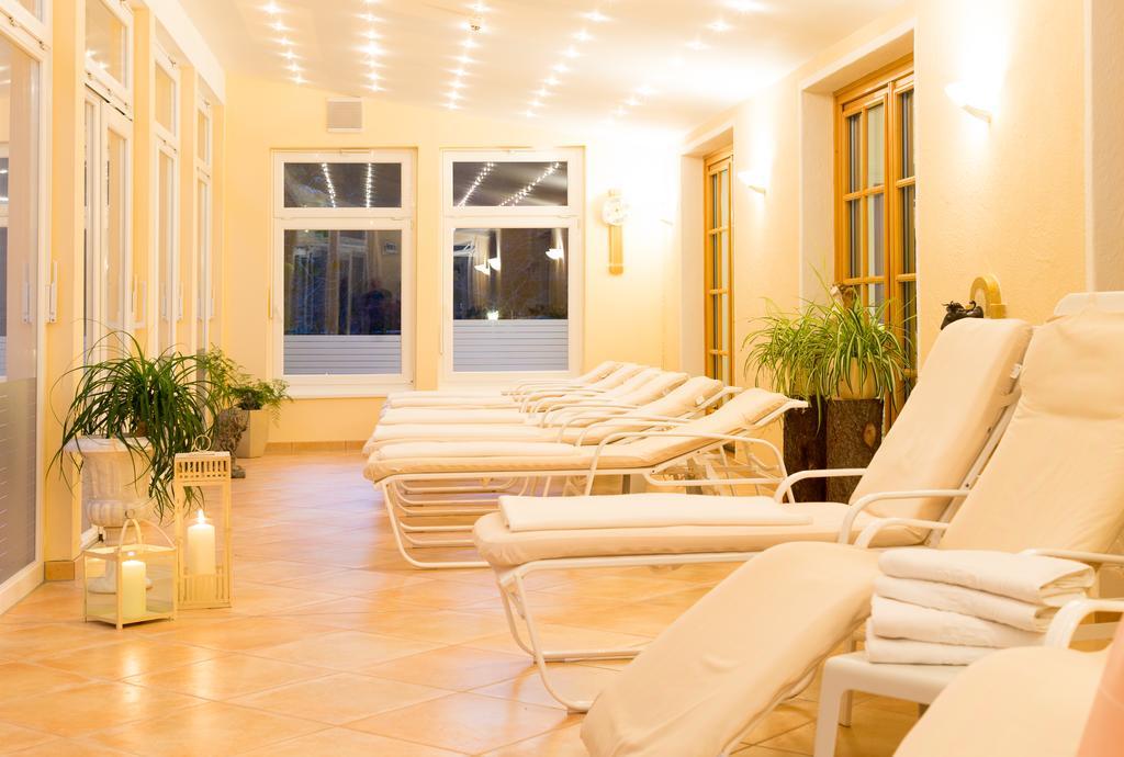 Parkhotel Tristachersee Lienz Exterior photo