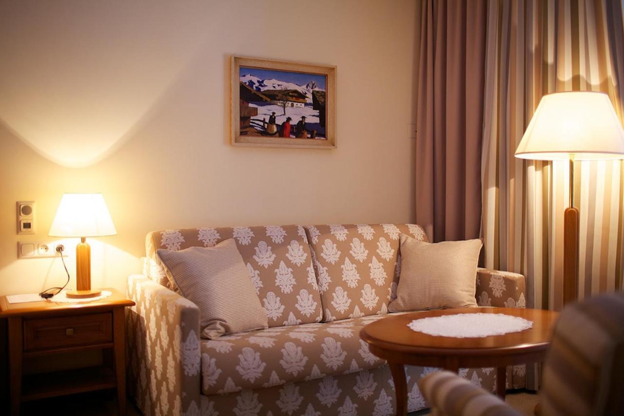 Parkhotel Tristachersee Lienz Room photo